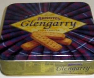 Arnott's 'Glengarry' Shortbread, blue tartan, 400g. Biscuit Tin, c.1997
