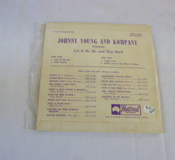 vintage Johnny Young 'JOHNNY YOUNG AND KOMPANY', mono EP vinyl Record, on CLARION label, c.1965 - Image 3