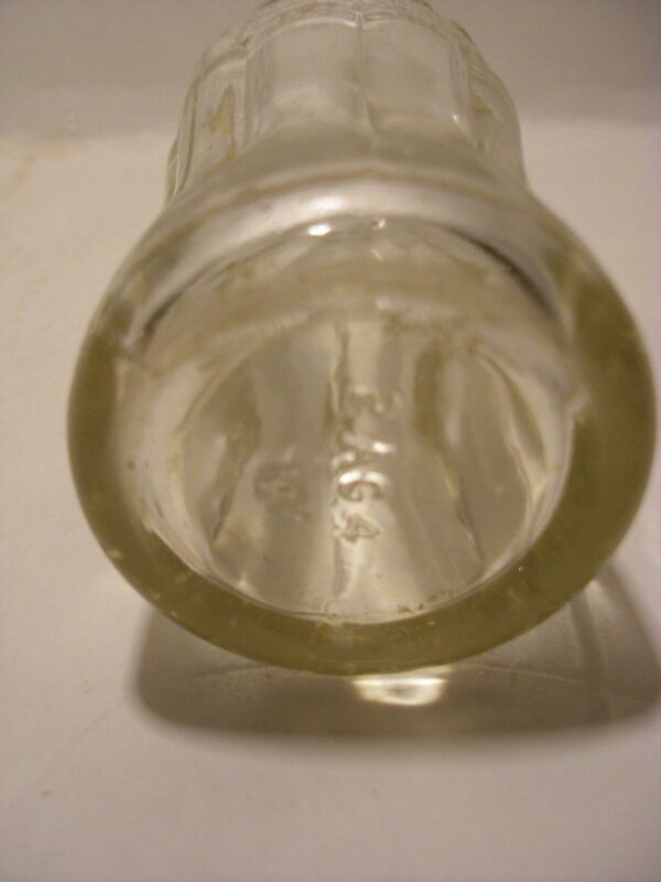 Coca-Cola, 6 FL. OZS. Soft Drink Bottle, in clear glass