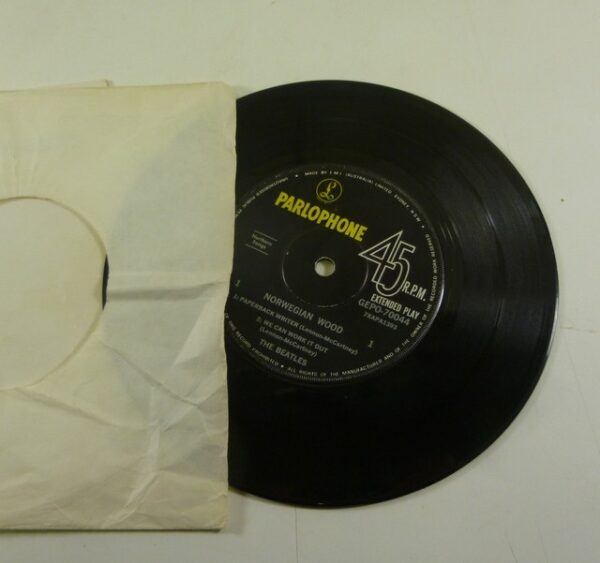 * BEATLES 'NORWEGIAN WOOD', EP Record, in PC, AU c.1968 *
