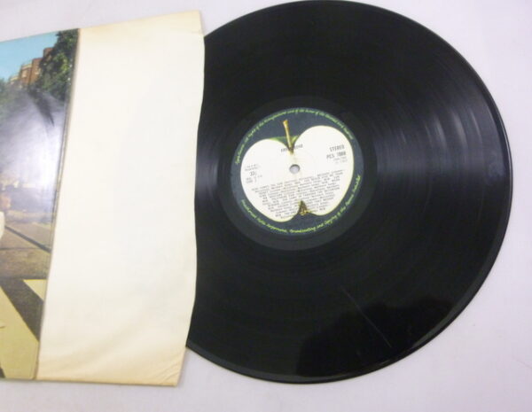 now vintage Beatles 'ABBEY ROAD', Stereo LP vinyl Record, released on Apple label, c.1969 - Image 6